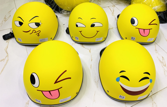 Nón Bảo Hiểm Nửa Đầu Cảm Xúc Hình Emoji