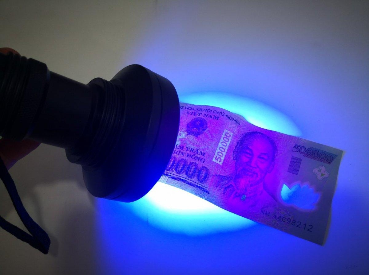 Đèn Pin UV 100 Bóng Led Chuyên Dùng Sấy Keo UV, Sấy Móng, Soi Tiền Giả Loại 18W