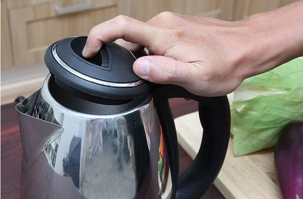 Ấm Đun Nước Siêu Tốc 1.8L Electric Kettle 1800W